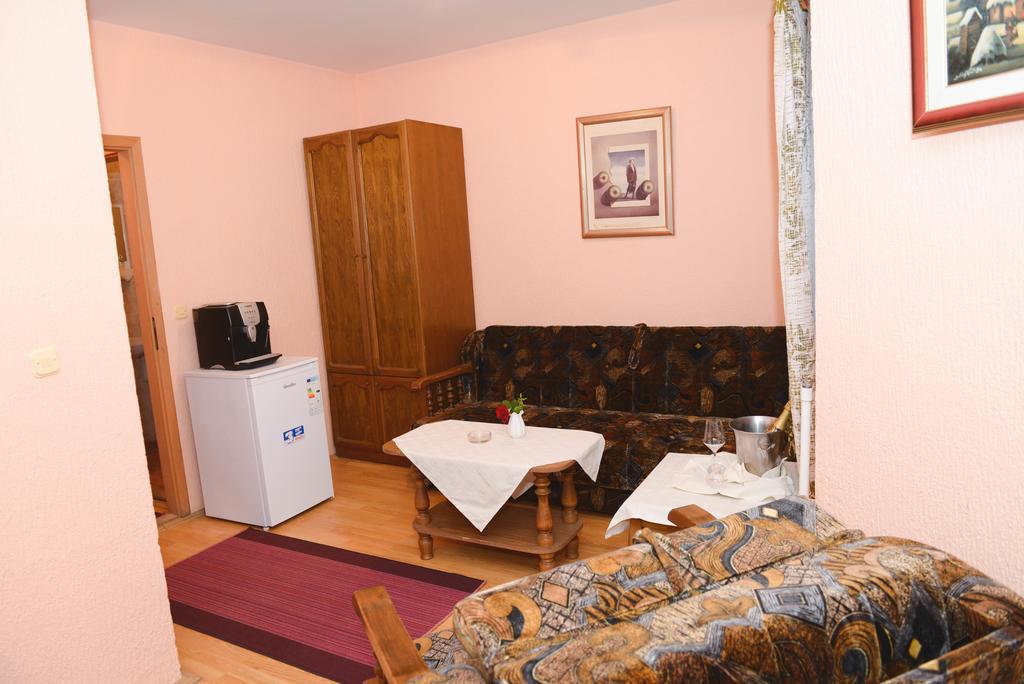 Beli Dvor Hotell Sombor Rom bilde